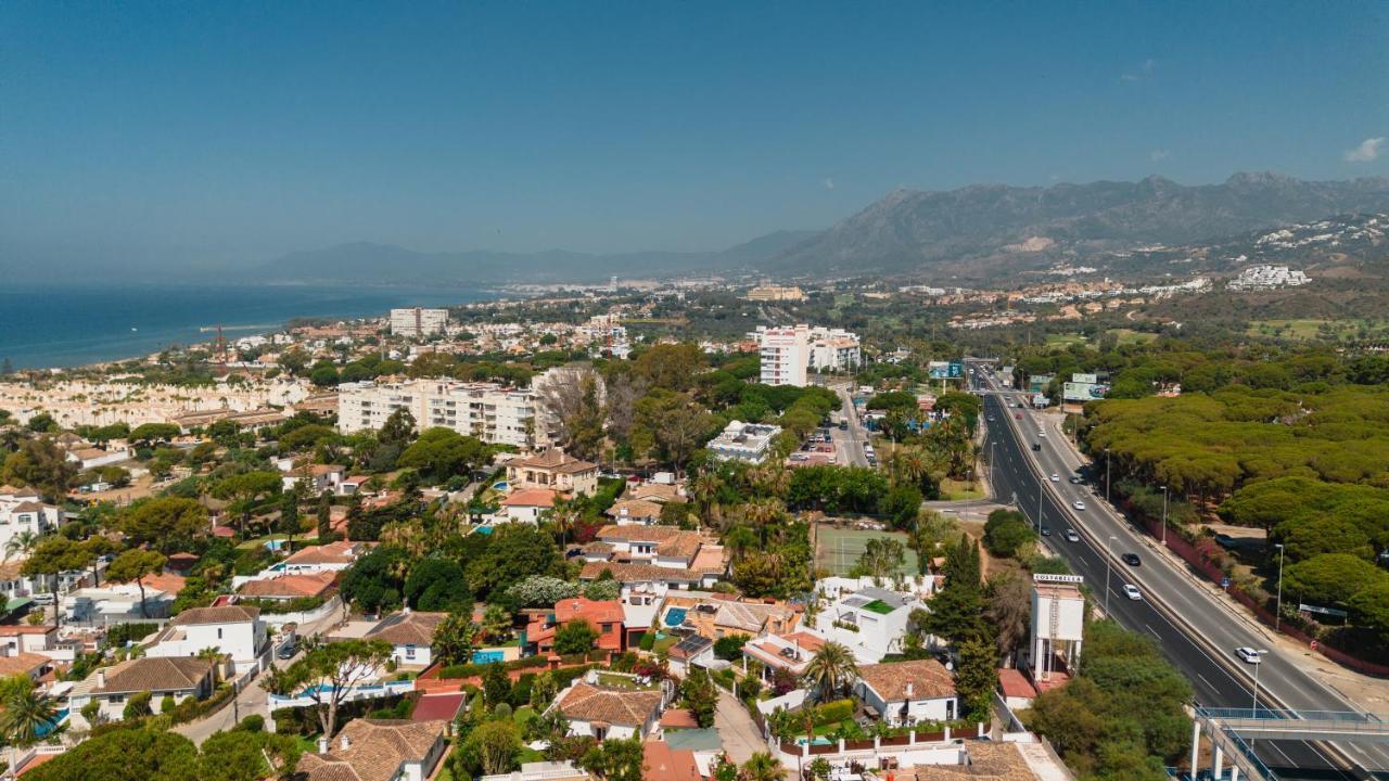 With Large Sunny Terrace, Costabella Semesterbostad Marbella